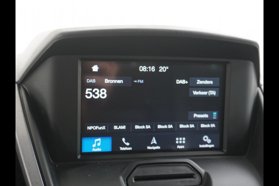 Ford Transit 350 2.0TDCI 170PK Automaat L3H2 3-Persoons Apple Carplay Android Auto Airco Navi Camera Pdc Cruise Control Aut.Verlichting Voorr Schuifdeur Wand-Vloerbekleding Trekhaak Voorbereiding 1e Eigenaar Euro 6 1.900KG Trekgewicht