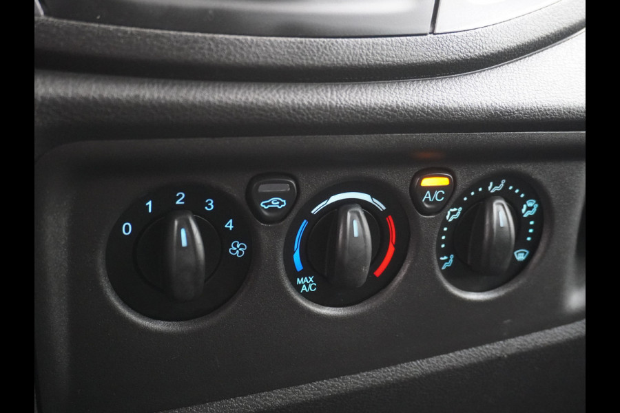 Ford Transit 350 2.0TDCI 170PK Automaat L3H2 3-Persoons Apple Carplay Android Auto Airco Navi Camera Pdc Cruise Control Aut.Verlichting Voorr Schuifdeur Wand-Vloerbekleding Trekhaak Voorbereiding 1e Eigenaar Euro 6 1.900KG Trekgewicht