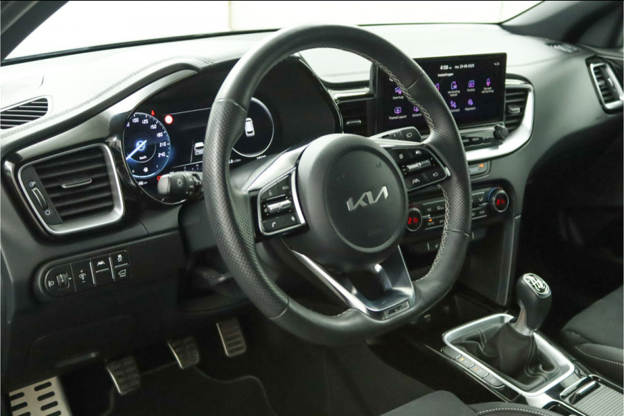 Kia Ceed Sportswagon 1.5 T-GDi GT-Line Apple Carplay/Android Auto - Cruise Control Adaptief - Dodehoekdetectie - Climate Control - Navigatie - Fabrieksgarantie tot 07-2031