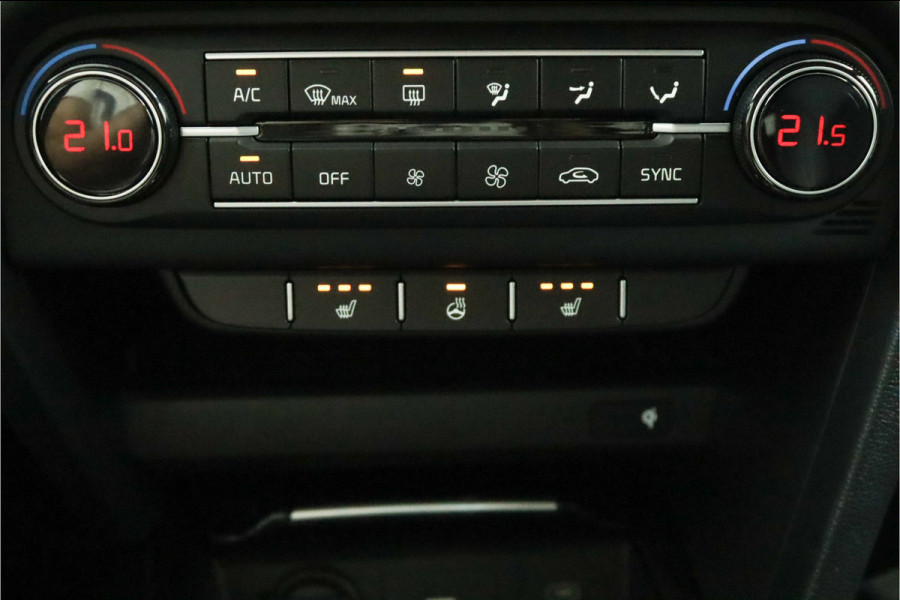 Kia Ceed Sportswagon 1.5 T-GDi GT-Line Apple Carplay/Android Auto - Cruise Control Adaptief - Dodehoekdetectie - Climate Control - Navigatie - Fabrieksgarantie tot 07-2031