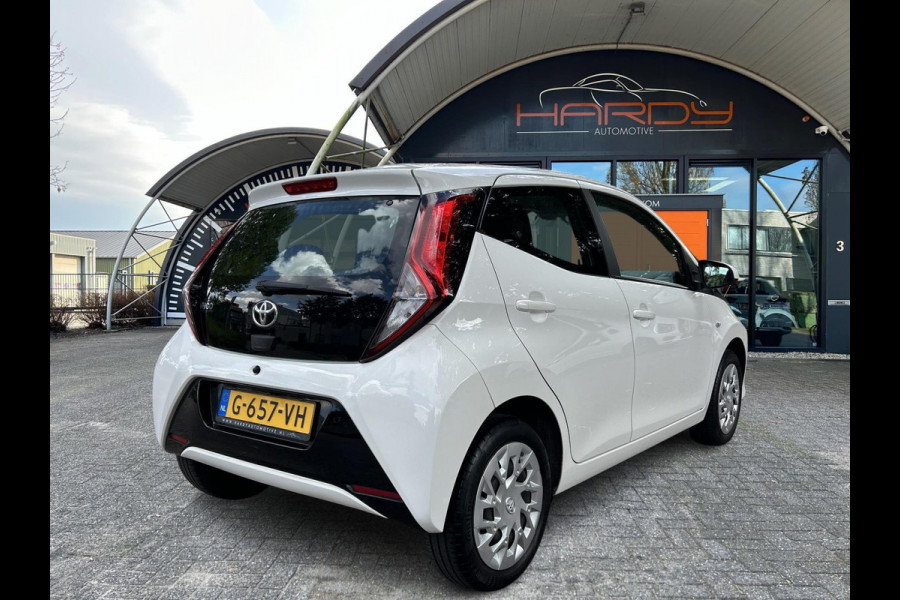 Toyota Aygo 1.0 VVT-i X-Play Limited Apple Carplay Rijklaarprijs!