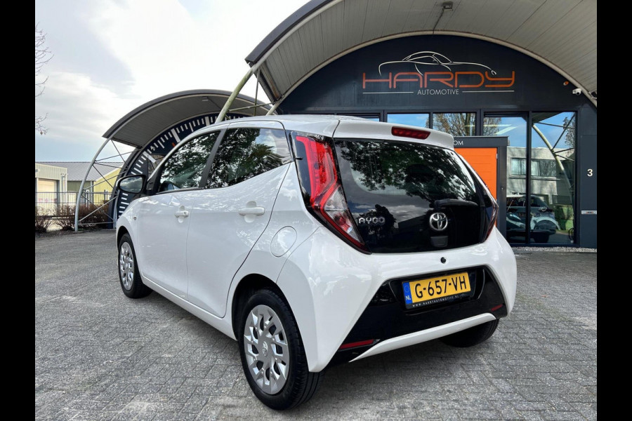 Toyota Aygo 1.0 VVT-i X-Play Limited Apple Carplay Rijklaarprijs!