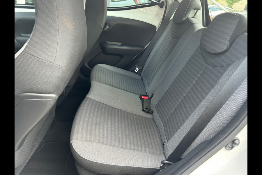 Toyota Aygo 1.0 VVT-i X-Play Limited Apple Carplay Rijklaarprijs!