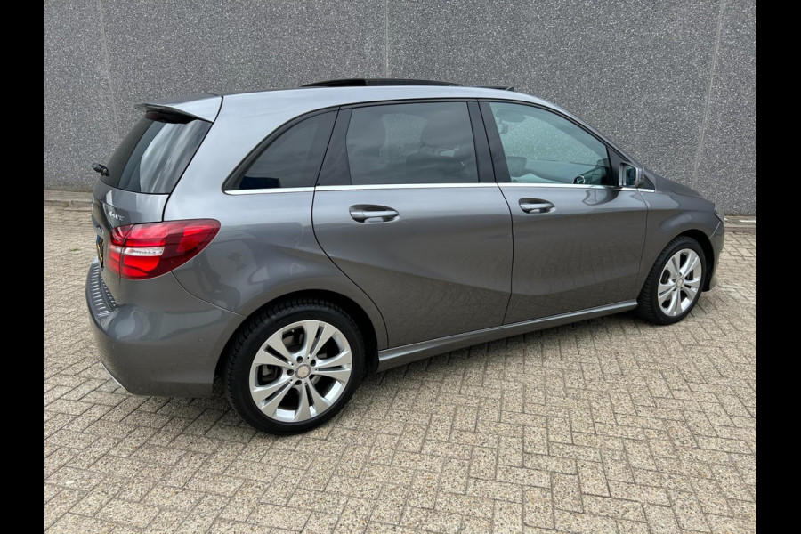Mercedes-Benz B-Klasse 220 4Matic Prestige | AUTOMAAT | TREKHAAK | PANO | A.CAMERA | STOELVERW | CC | PDC | 1 JAAR GARANTIE | TOP