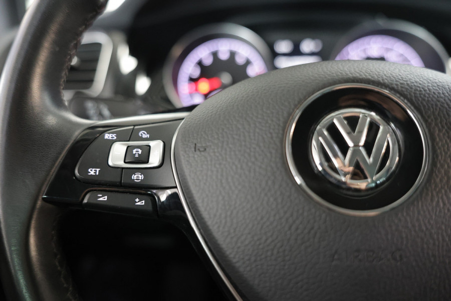 Volkswagen GOLF Variant 1.5 TSI Highline ERGO CAMERA NAVI ACC DHS STOEL/ST VW '20