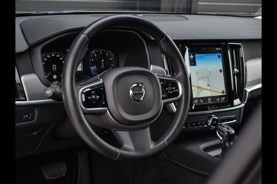 Volvo V90 Cross Country 2.0 T5 Pro | LEDER | TREKHAAK | CAMERA | MEMORY SEATS | LED | ADAPTIVE CRUISE |
