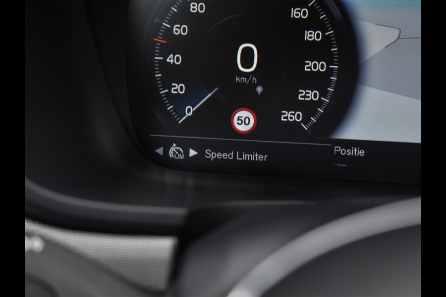 Volvo V90 Cross Country 2.0 T5 Pro | LEDER | TREKHAAK | CAMERA | MEMORY SEATS | LED | ADAPTIVE CRUISE |