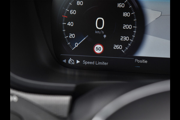 Volvo V90 Cross Country 2.0 T5 Pro | LEDER | TREKHAAK | CAMERA | MEMORY SEATS | LED | ADAPTIVE CRUISE |