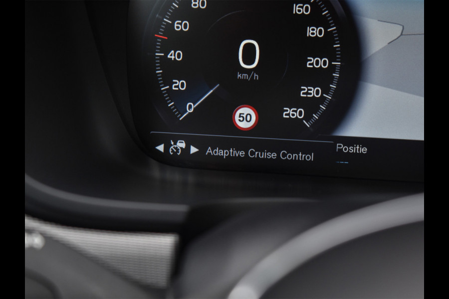 Volvo V90 Cross Country 2.0 T5 Pro | LEDER | TREKHAAK | CAMERA | MEMORY SEATS | LED | ADAPTIVE CRUISE |