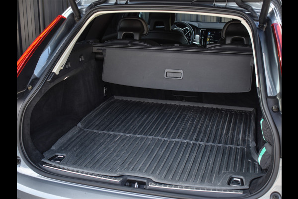 Volvo V90 Cross Country 2.0 T5 Pro | LEDER | TREKHAAK | CAMERA | MEMORY SEATS | LED | ADAPTIVE CRUISE |