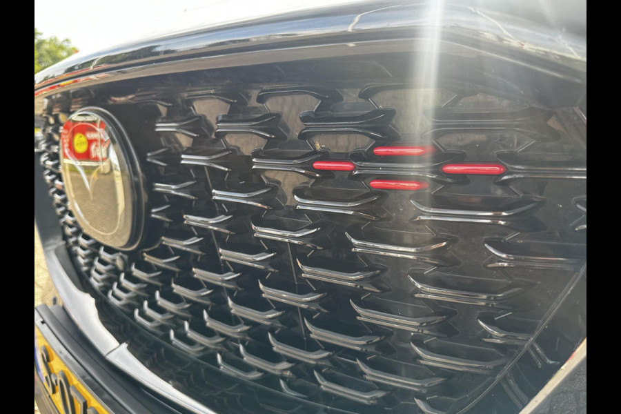 Mazda CX-5 2.0 SkyActiv-G 165 Homura Limited | AUTOMAAT | 360 CAMERA | APPLE/ANDROID CARPLAY | LICHT EN REGEN SENSOREN |