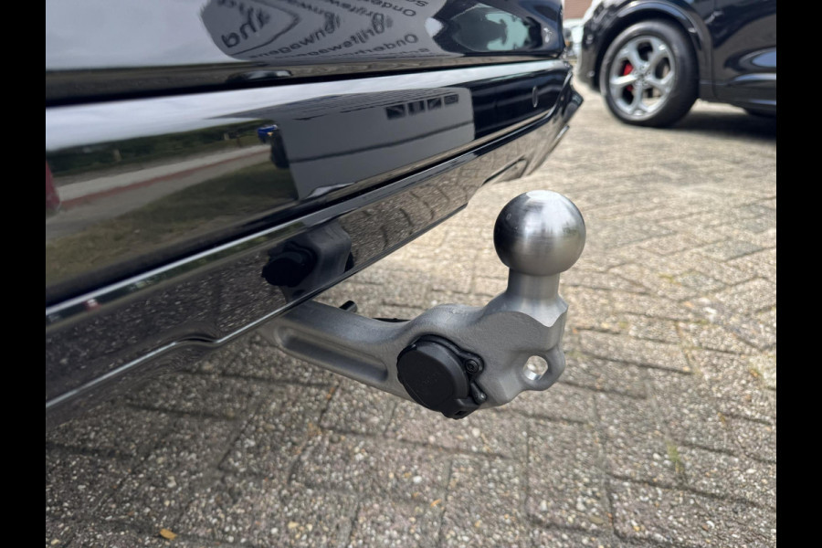 Ford Kuga 2.5 PHEV ST-Line X | SCI | 243pk | Driver Assistance Pack | Black Package | Winterpack | Adaptieve Matrix LED koplampen met Coast to Coast | Wegklapbare Trekhaak | AGR Stoelen