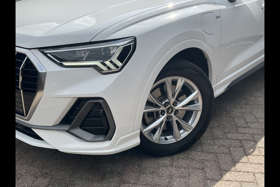 Audi Q3 45 TFSI e PHEV S edition Dig.Display S-line Full Navi Plug-in Carplay