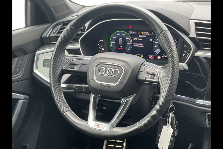 Audi Q3 45 TFSI e PHEV S edition Dig.Display S-line Full Navi Plug-in Carplay