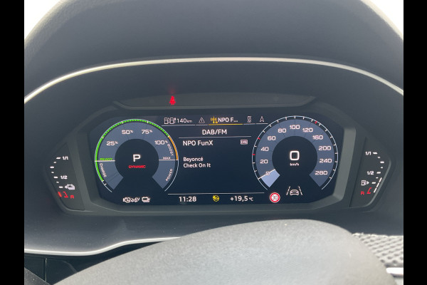 Audi Q3 45 TFSI e PHEV S edition Dig.Display S-line Full Navi Plug-in Carplay