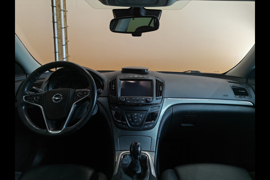 Opel Insignia Sports Tourer 1.4 T EcoFLEX Business+ trekhaak | navi | lmv