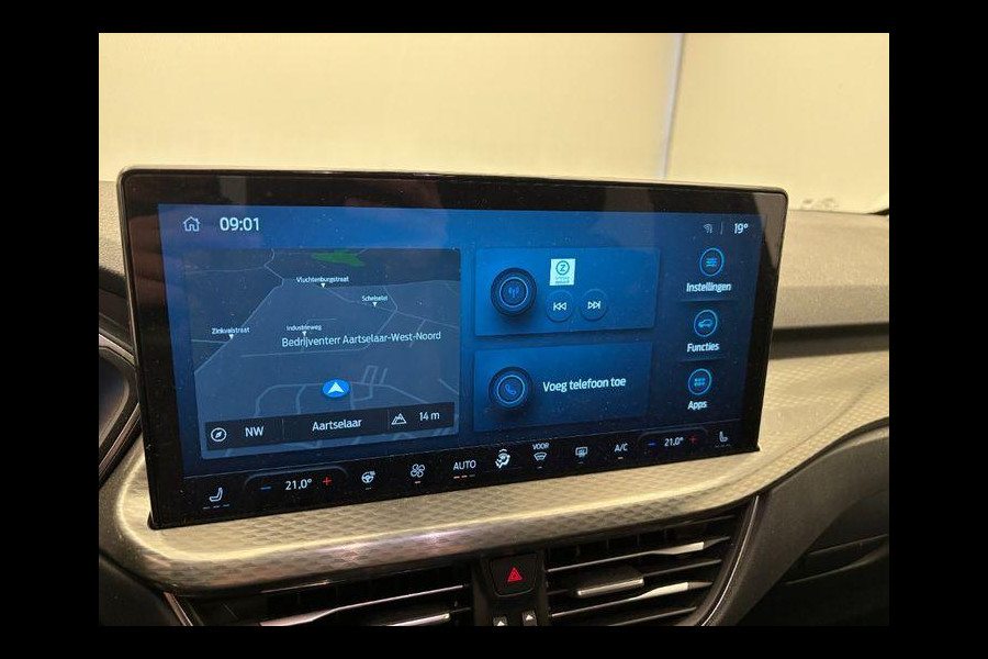 Ford Kuga 2.5 PHEV Titanium 243pk | Winterpack | Afneembare Trekhaak | 2.100kg Trekgewicht | Achteruitrijcamera