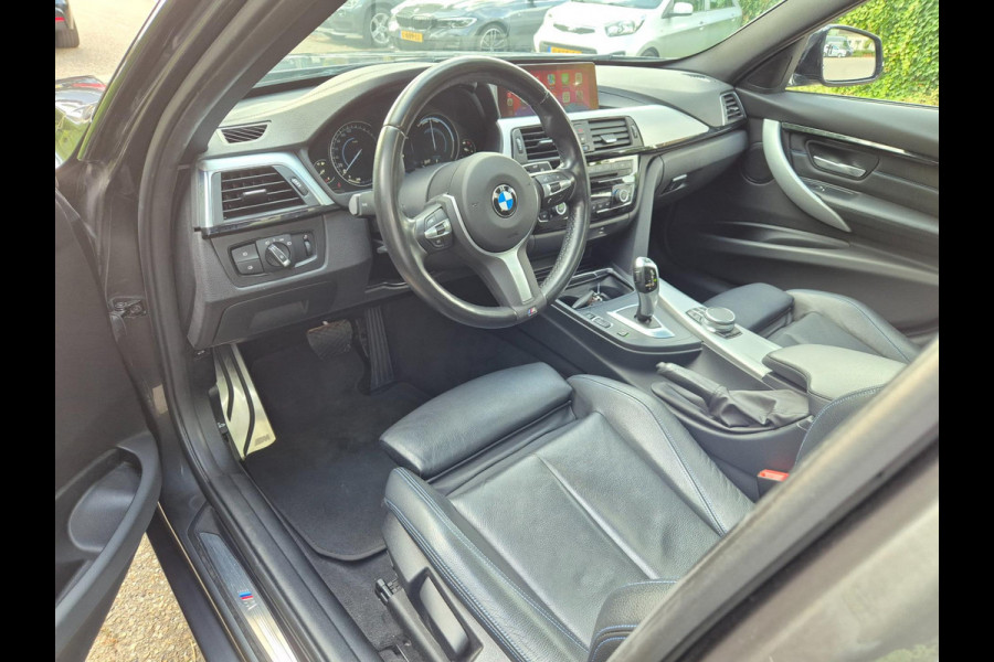 BMW 3-serie M Sport 1e EIG 100% Dealer Pano Cam Apple CarPlay Touring LED 19inch NL 320i High Executive