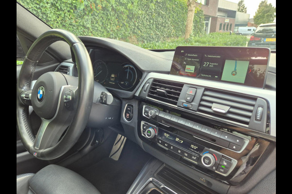 BMW 3-serie M Sport 1e EIG 100% Dealer Pano Cam Apple CarPlay Touring LED 19inch NL 320i High Executive