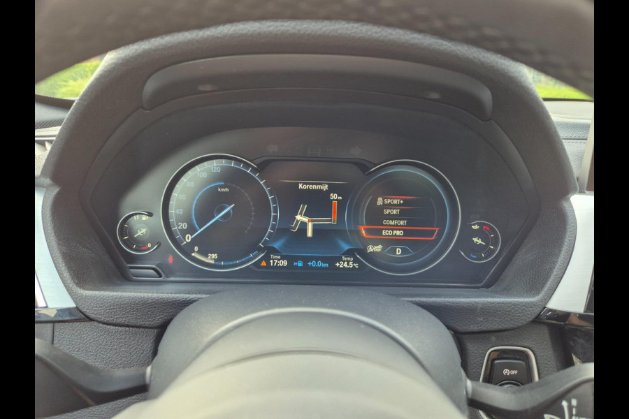 BMW 3-serie M Sport 1e EIG 100% Dealer Pano Cam Apple CarPlay Touring LED 19inch NL 320i High Executive
