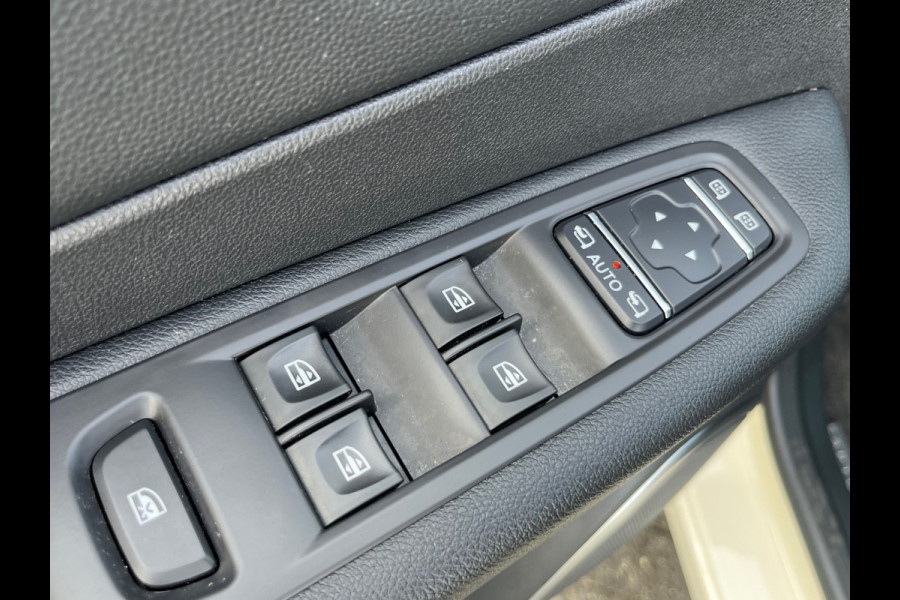 Renault Captur 0.9 TCe Intens bi-verlichting LED | CAMERA | NAVI occasion
