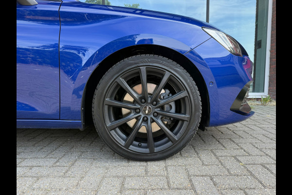 Seat Leon 1.5 eTSI FR Launch Edition - Automaat - Panoramadak- Navi - Org.NL