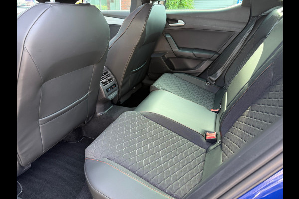 Seat Leon 1.5 eTSI FR Launch Edition - Automaat - Panoramadak- Navi - Org.NL