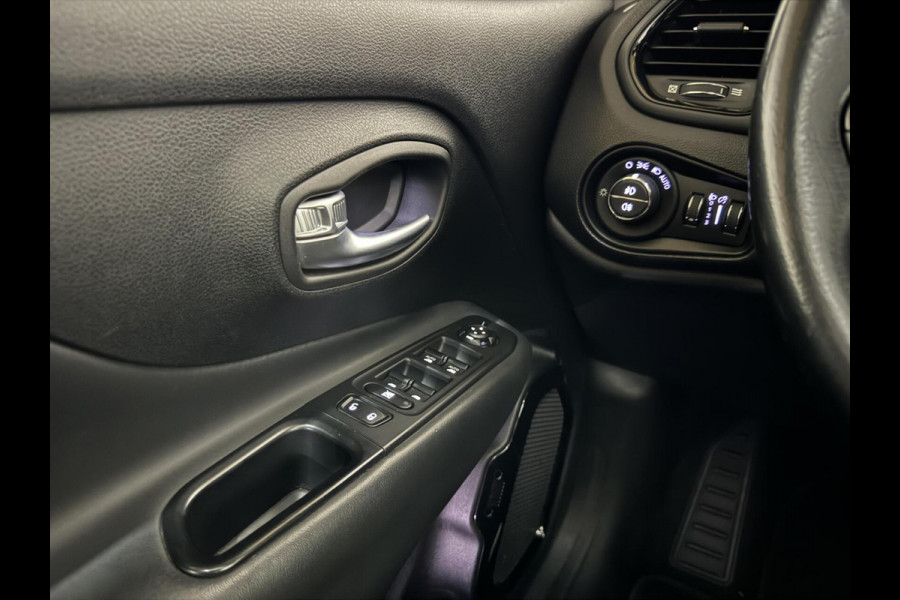 Jeep Renegade 1.4 MultiAir Limited Pano Leer Cruise Navi Trekh. NAP
