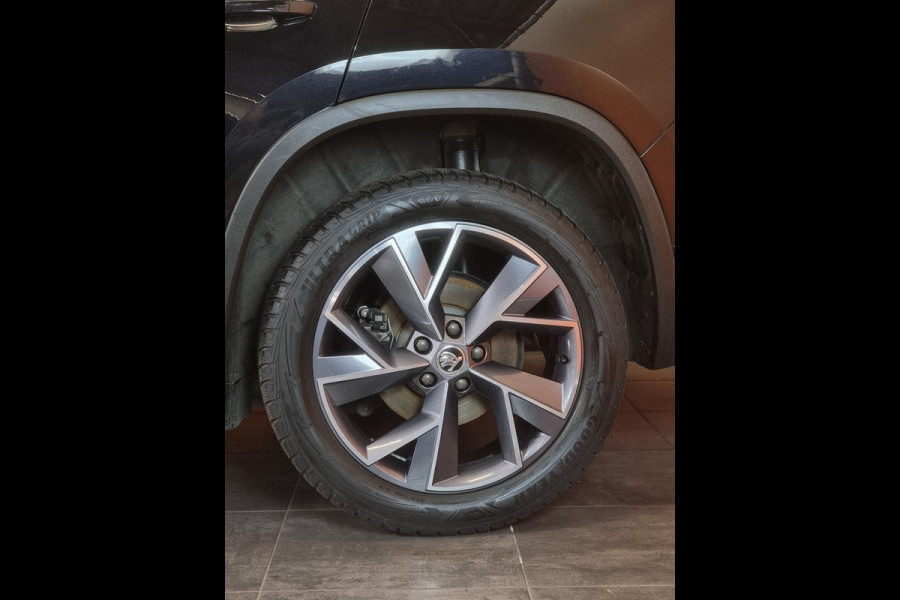 Škoda Kodiaq 1.5 TSI Sportline Business navi | trekhaak | dealer onderhouden | stoel en stuurverwarming | sportint