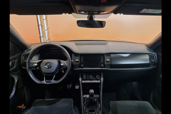 Škoda Kodiaq 1.5 TSI Sportline Business navi | trekhaak | dealer onderhouden | stoel en stuurverwarming | sportint