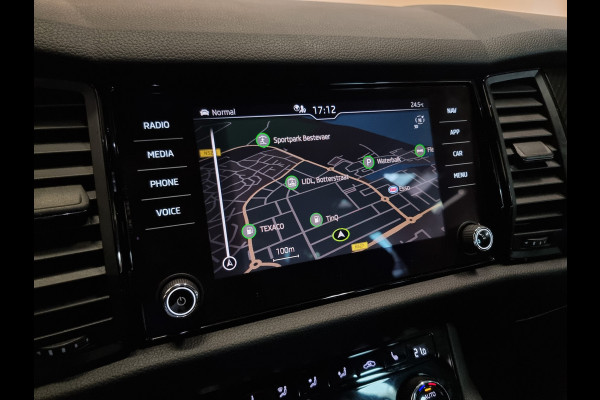 Škoda Kodiaq 1.5 TSI Sportline Business navi | trekhaak | dealer onderhouden | stoel en stuurverwarming | sportint