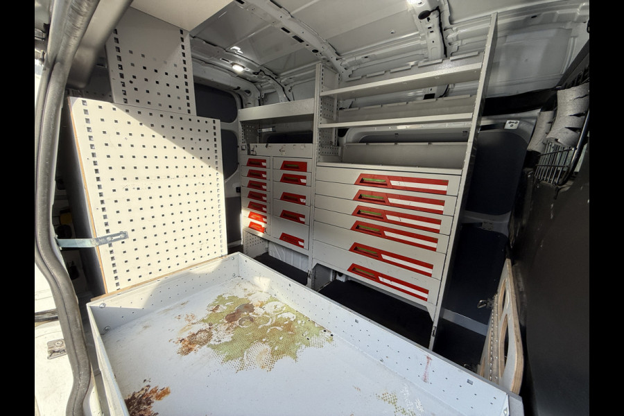 Ford Transit Custom 340 2.0 TDCI 130PK EURO 6 Automaat L1H2 Cruise control/navigatie systeem/app Connect
