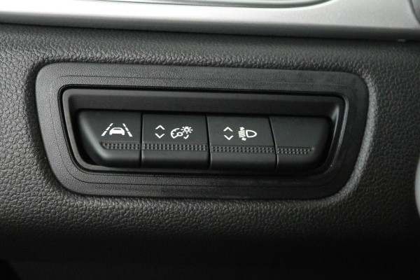 Renault Captur 1.0 TCe 100 Zen (ACHTERUITRIJCAMERA, NAVIGATIE, CRUISE CONTROL, LANE-ASSIST, PARKEERSENSOREN)