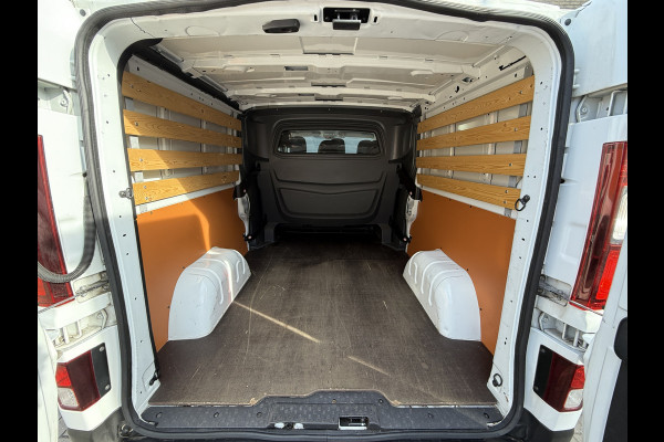Renault Trafic 2.0 dCi 120PK EURO 6 T29 Cruise control/navigatie systeem