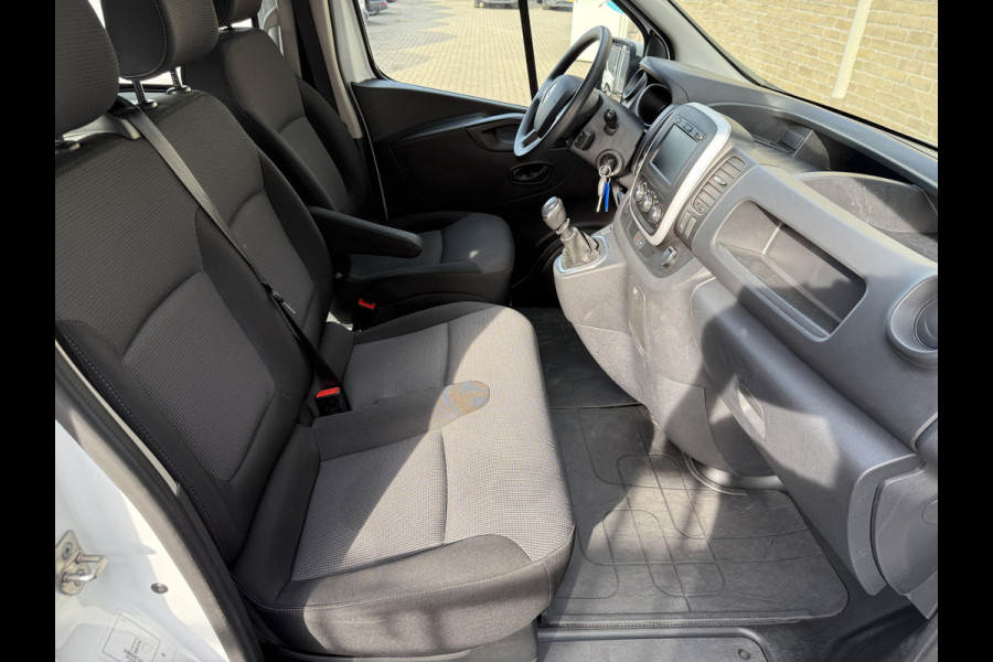 Renault Trafic 2.0 dCi 120PK EURO 6 T29 Cruise control/navigatie systeem