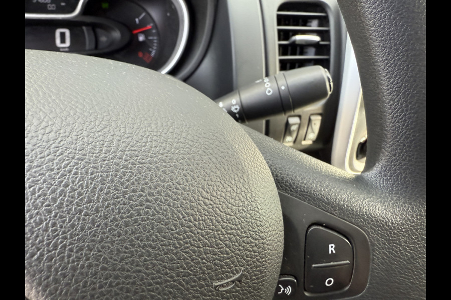 Renault Trafic 2.0 dCi 120PK EURO 6 T29 Cruise control/navigatie systeem