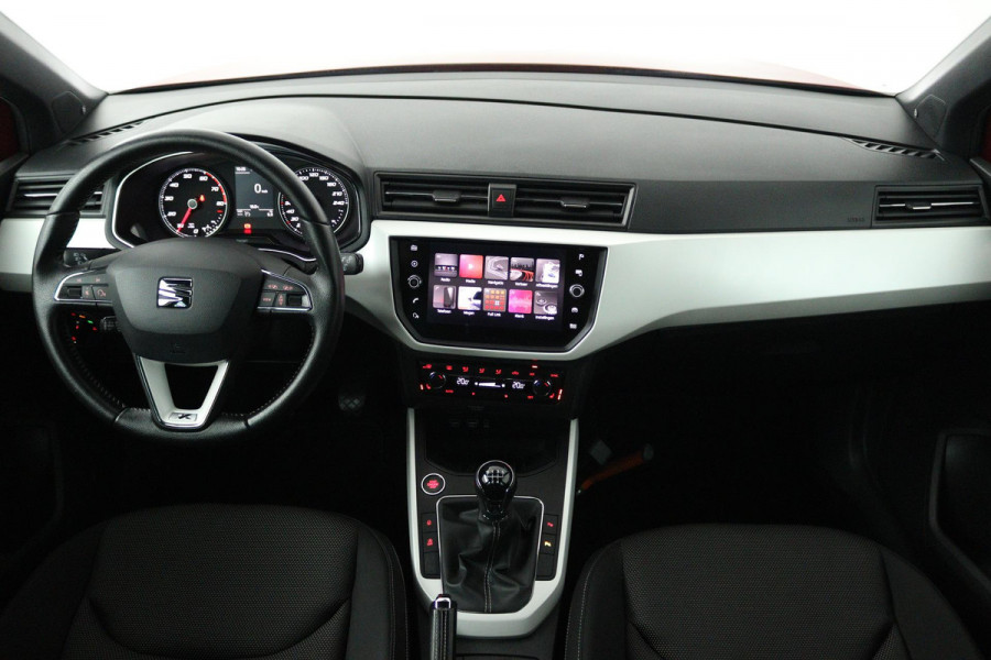 Seat Arona 1.0 TSI Xcellence Launch Edition (STOELVERWARMING, CAMERA, NAVIGATIE, CRUISE CONTROL ADAPTIEF, PARKEERSENSOREN)
