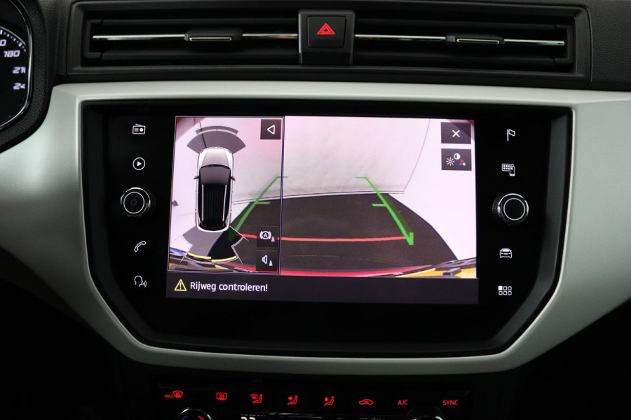 Seat Arona 1.0 TSI Xcellence Launch Edition (STOELVERWARMING, CAMERA, NAVIGATIE, CRUISE CONTROL ADAPTIEF, PARKEERSENSOREN)