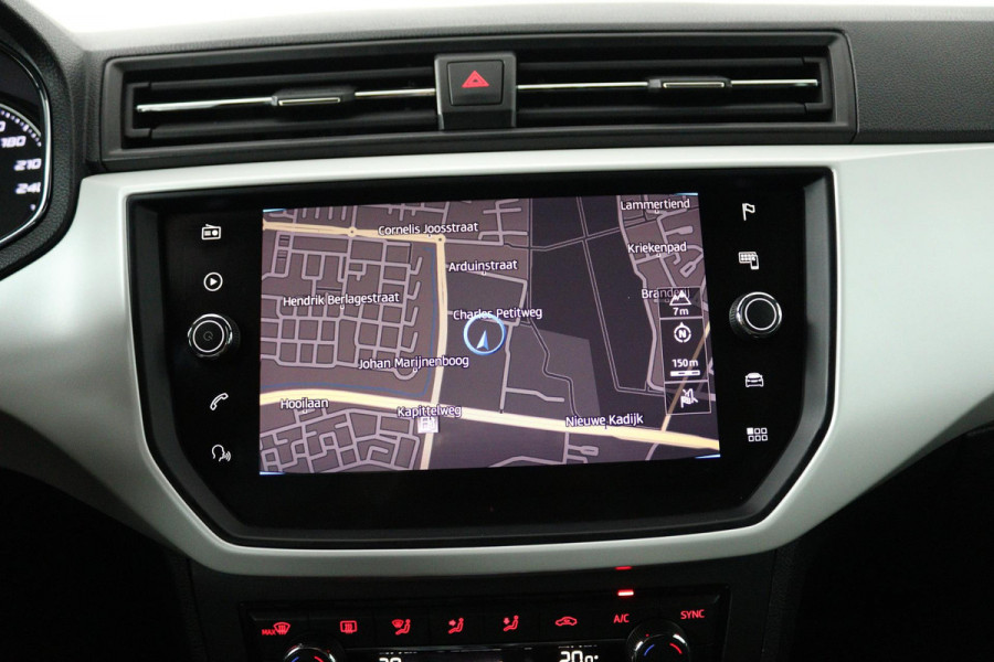 Seat Arona 1.0 TSI Xcellence Launch Edition (STOELVERWARMING, CAMERA, NAVIGATIE, CRUISE CONTROL ADAPTIEF, PARKEERSENSOREN)