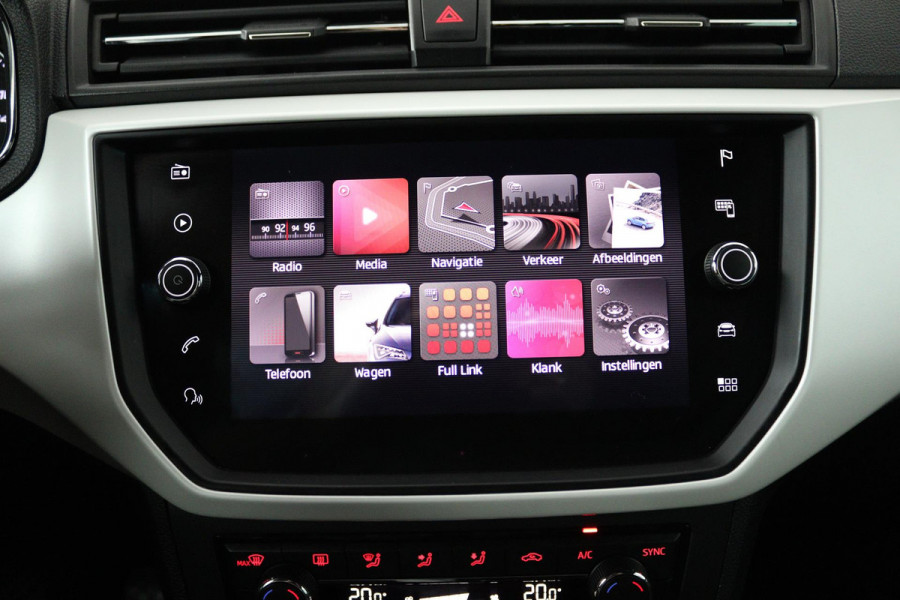 Seat Arona 1.0 TSI Xcellence Launch Edition (STOELVERWARMING, CAMERA, NAVIGATIE, CRUISE CONTROL ADAPTIEF, PARKEERSENSOREN)