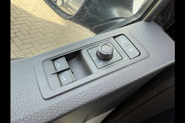 Volkswagen Transporter 2.0 TDI 150PK EURO 6 L1H1 Navigatie systeem/cruise control