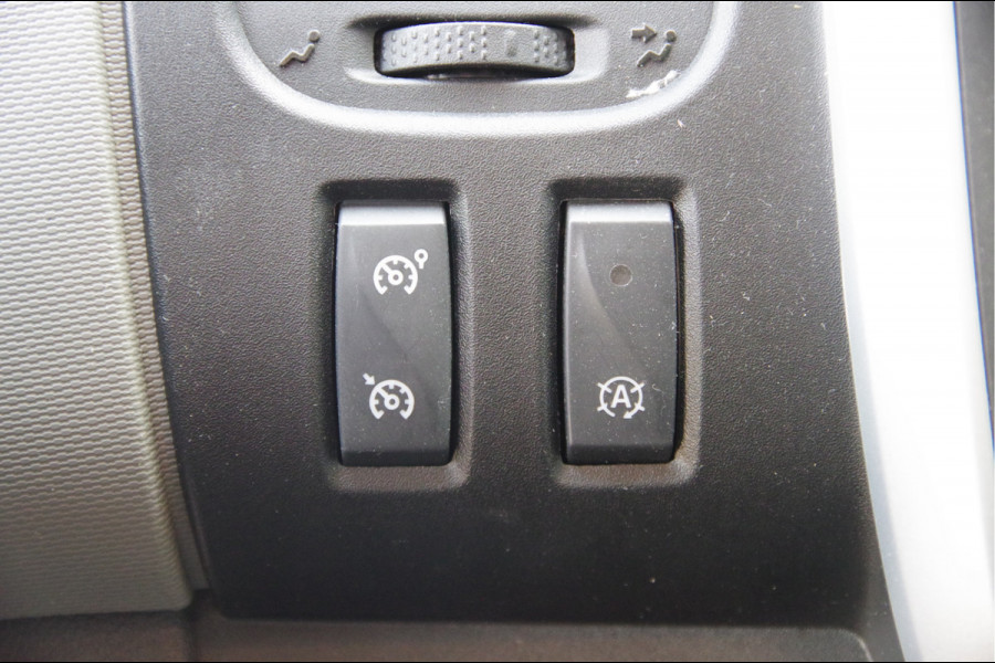 Renault Trafic Passenger 1.6 dCi 9-PERSOONS, KEYLESS, NAVI, CRUISE, AIRCO, PARKEERSENSOREN