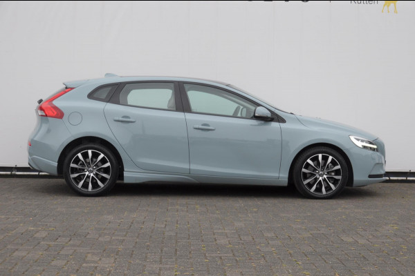 Volvo V40 T2 122PK Automaat Momentum / Adaptieve cruise control / BLIS / Parkeersensoren met camera / Bluetooth / Lederen bekleding / Panoramadak / Exterieur styling pack