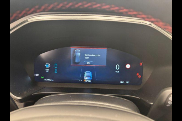 Ford Kuga 2.5 PHEV ST-Line X 243pk | Driver Assistance Pack | Winterpack | Technology Pack | Wegklapbare Trekhaak | 2.100kg Trekgewicht