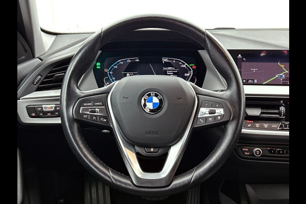 BMW 1-serie 116i Business Edition Plus CARPLAY | STOF-LEDER | NAVI