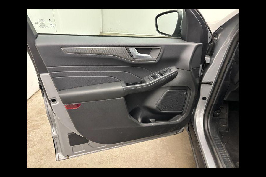 Ford Kuga 2.5 FHEV Titanium 190pk | Driver Assistance Pack | Wegklapbare Trekhaak | 1.600kg Trekgewicht | Geen stekker nodig