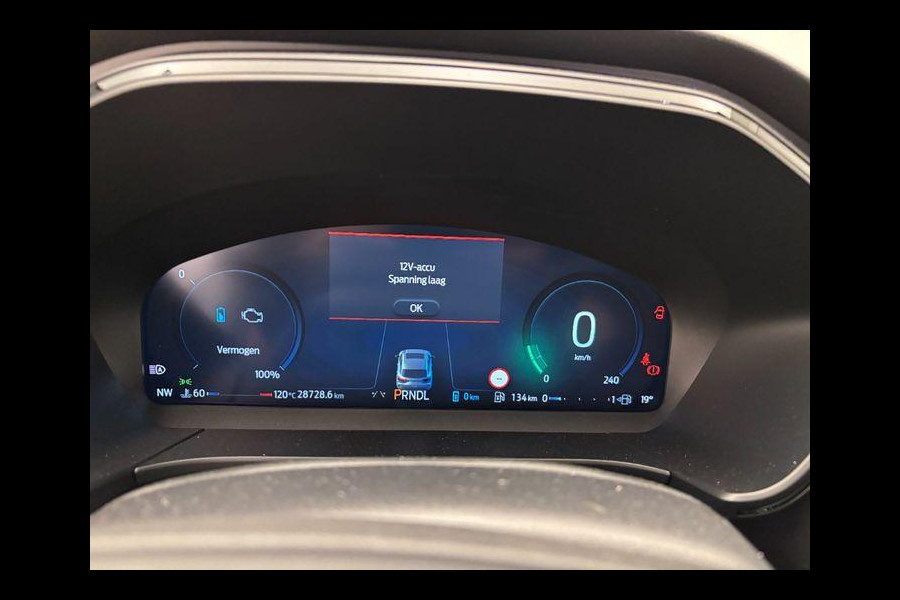 Ford Kuga 2.5 PHEV ST-Line X 243pk | Driver Assistance Pack | Panoramadak | Winterpack | Technology Pack | Wegklapbare Trekhaak | 2.100kg Trekgewicht