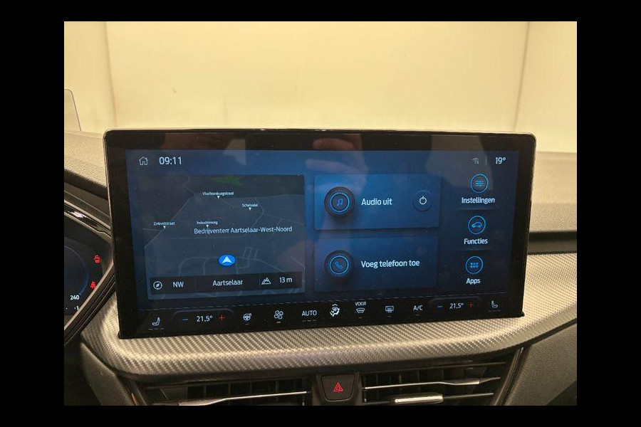 Ford Kuga 2.5 PHEV ST-Line X 243pk | Driver Assistance Pack | Panoramadak | Winterpack | Technology Pack | Wegklapbare Trekhaak | 2.100kg Trekgewicht