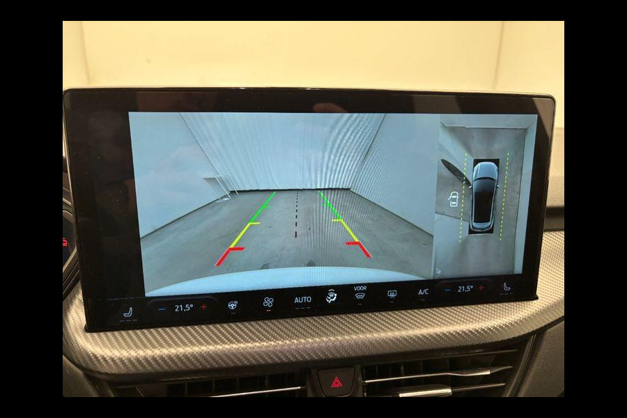 Ford Kuga 2.5 PHEV ST-Line X 243pk | Driver Assistance Pack | Panoramadak | Winterpack | Technology Pack | Wegklapbare Trekhaak | 2.100kg Trekgewicht