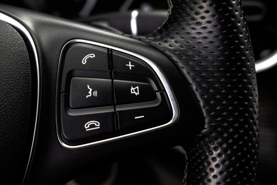 Mercedes-Benz V300 | 4Matic | XL | 5-Zits | MBux | LED | ILS | Burmester | 2x Elec Schuifdeur | 360° Camera | Navi | PDC | Climate |  Cruise | Euro 6